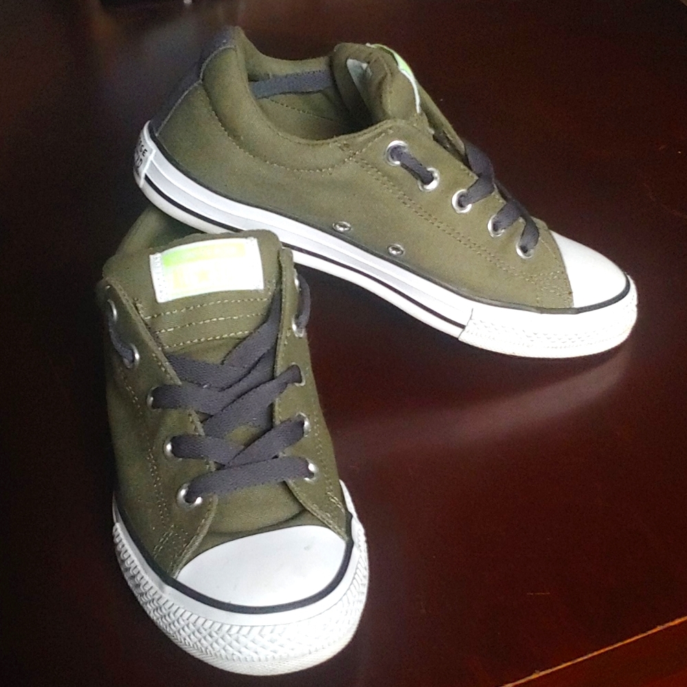 Converse All Star olive green sneakers